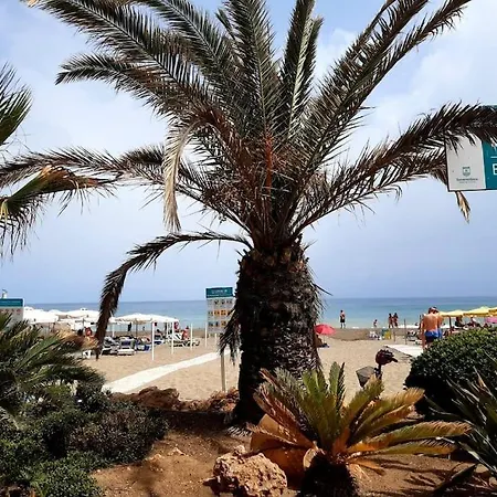 Modern & Cozy Excellent Location Near شقة *