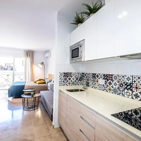 Modern & Cozy Excellent Location Near