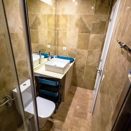 Modern & Cozy Excellent Location Near Торремолинос