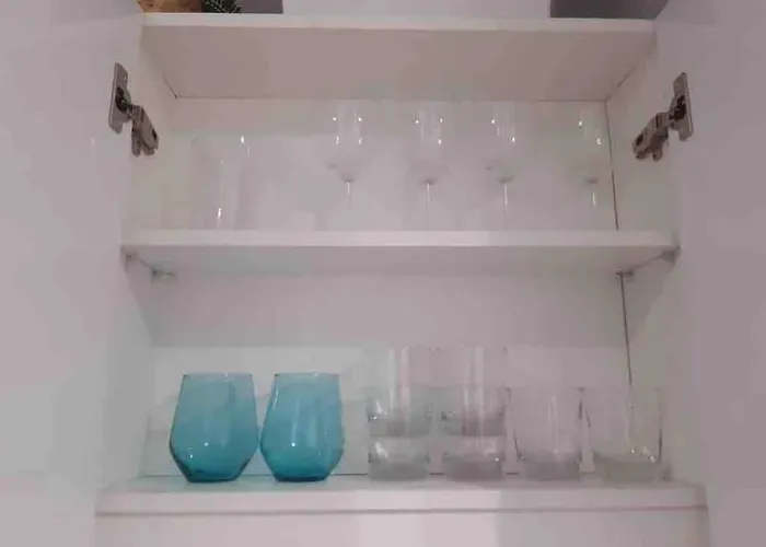 Modern & Cozy Excellent Location Near Τορρεμολίνος