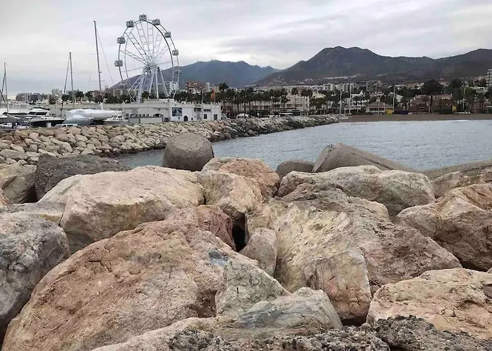 Modern & Cozy Excellent Location Near * Τορρεμολίνος